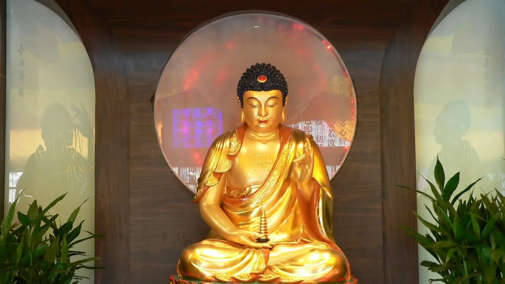 golden buddha